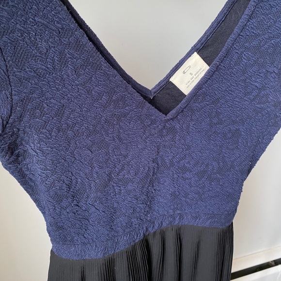 Navy & Black Dress - Picture 2 of 2